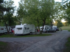 camping Ottawa's Poplar Grove Campground RV/ Park
